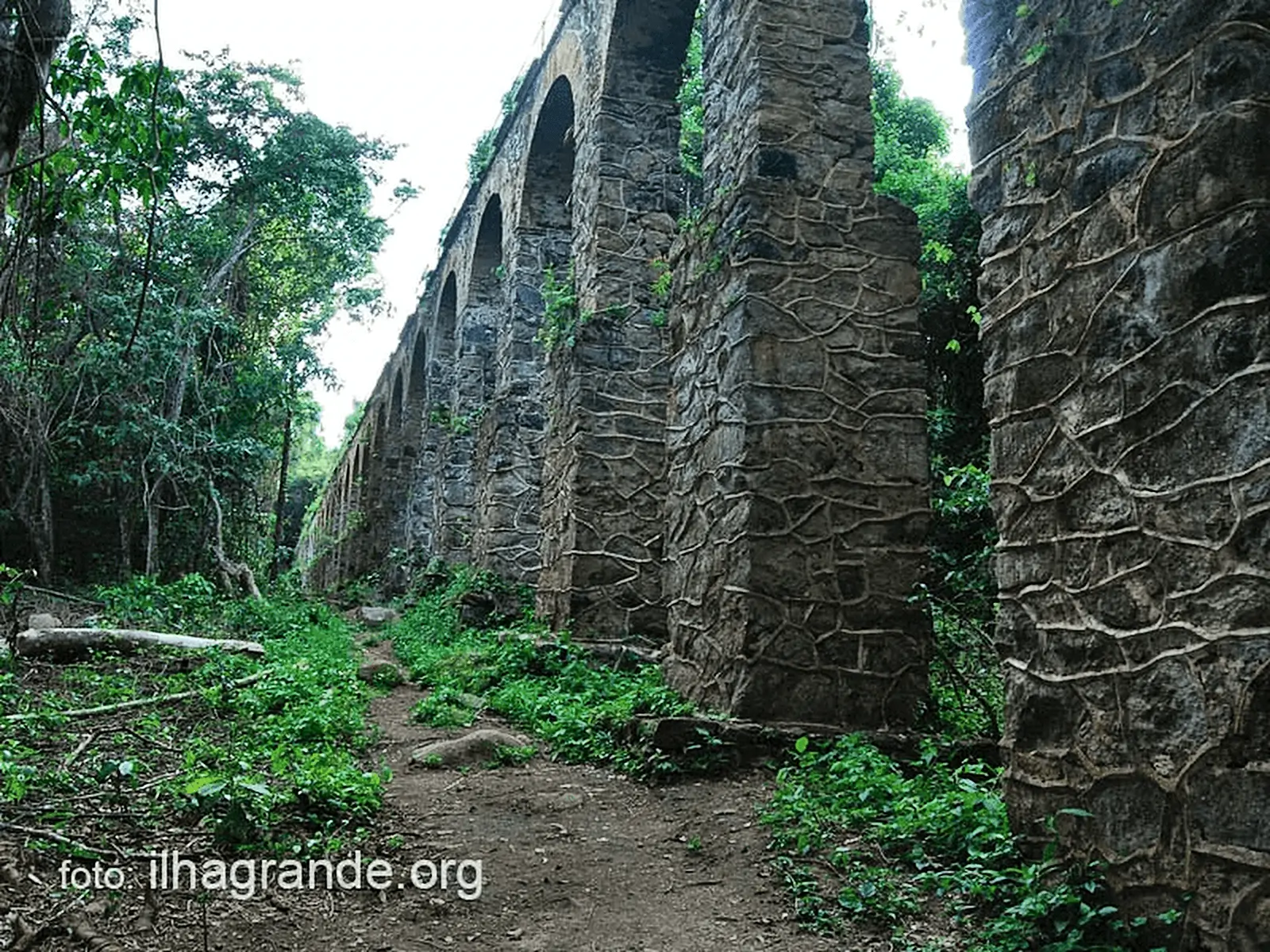 Acueducto de Ilha Grande